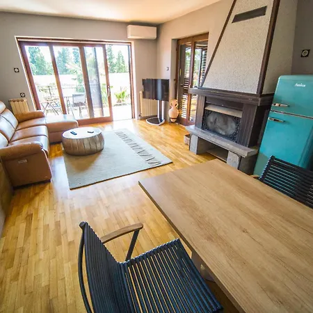 Stella Apartment