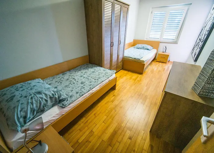 Stella * Πορτορόζ