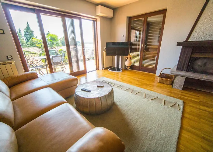 Διαμέρισμα Stella *