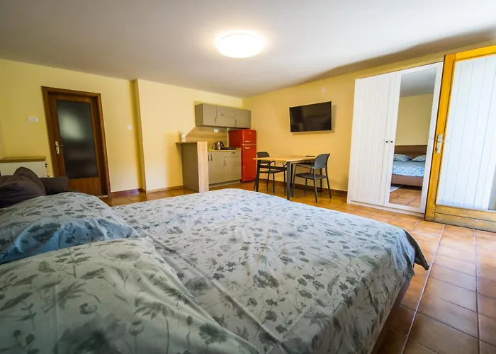 Διαμέρισμα Stella *